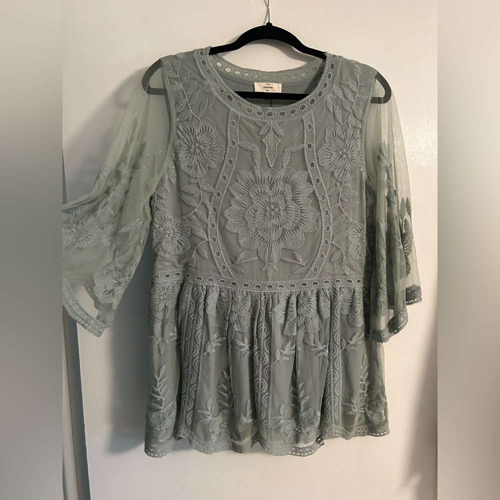 Boutique green baby doll lace top